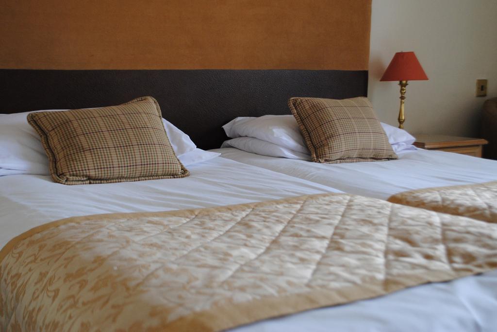 The Killearn Hotel Δωμάτιο φωτογραφία